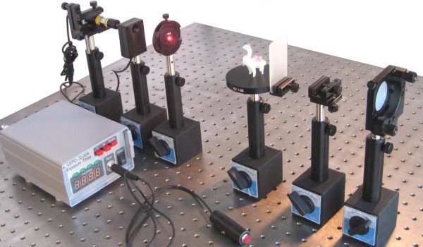 Holographic Apparatus